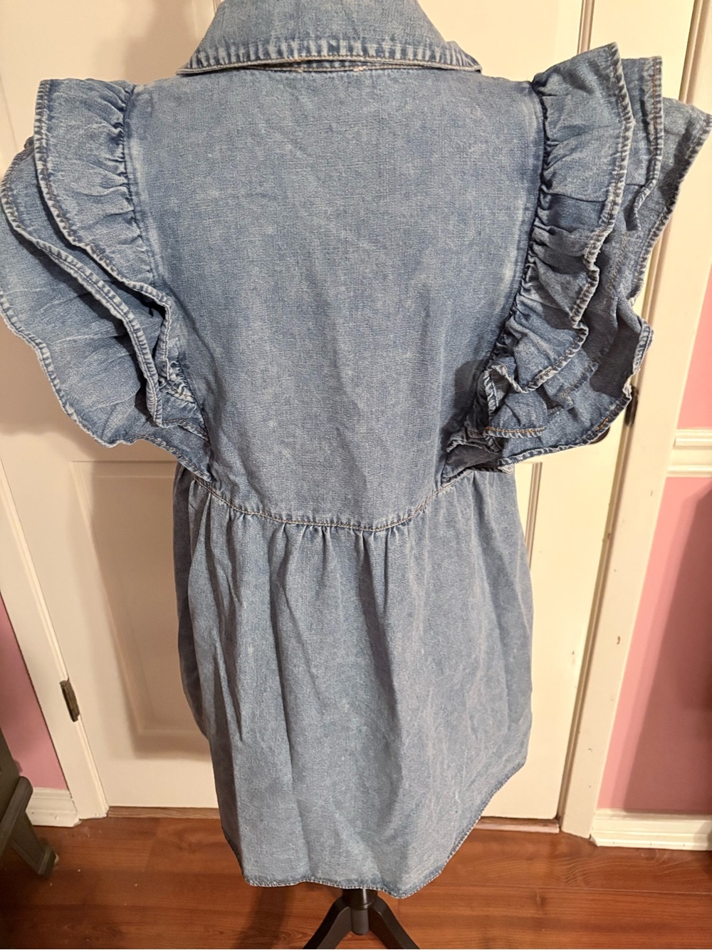 JODIFL Light Blue Denim Top with Contrast Stitching - Picture 3 of 4